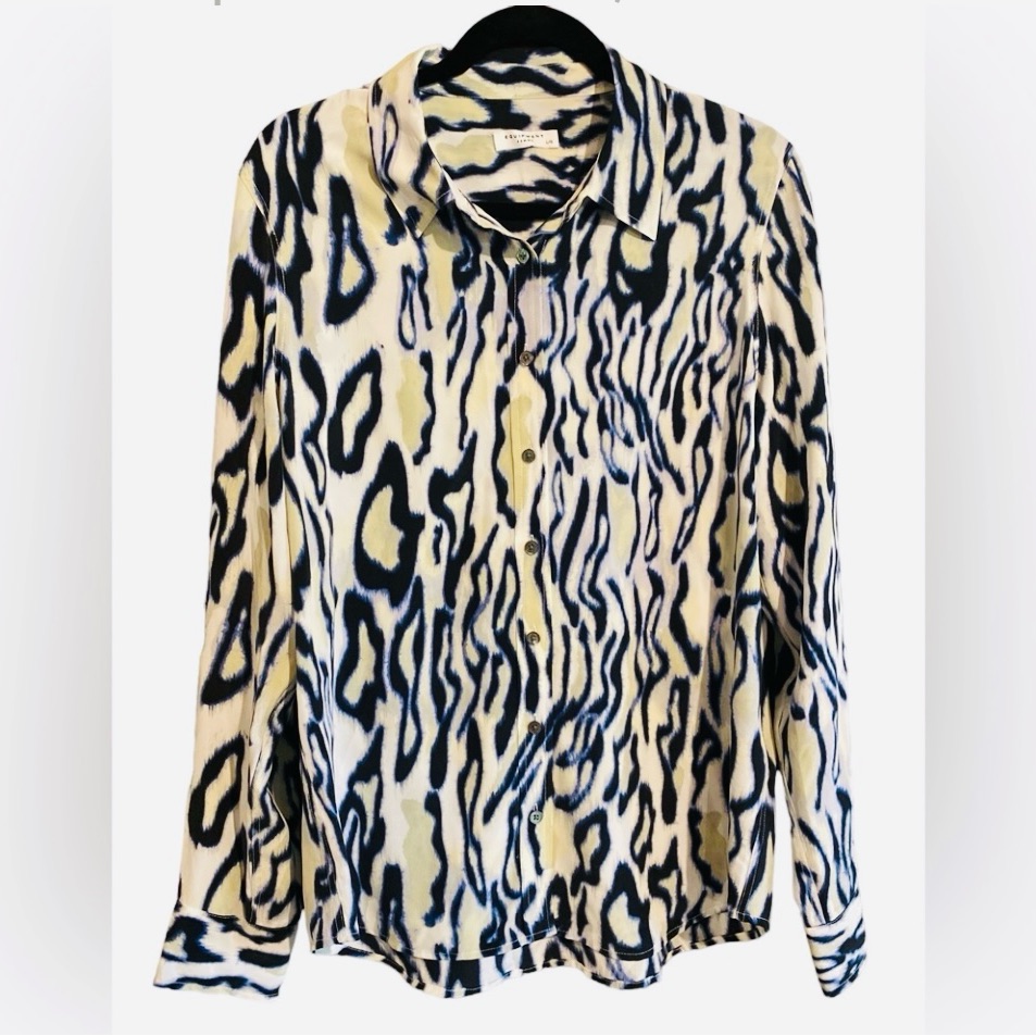 Equipment Femme Silk Marshmallow Print Blouse Button Front Pockets Sz S